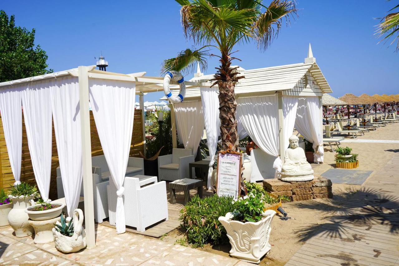 Hotel Rex Gabicce Mare Buitenkant foto
