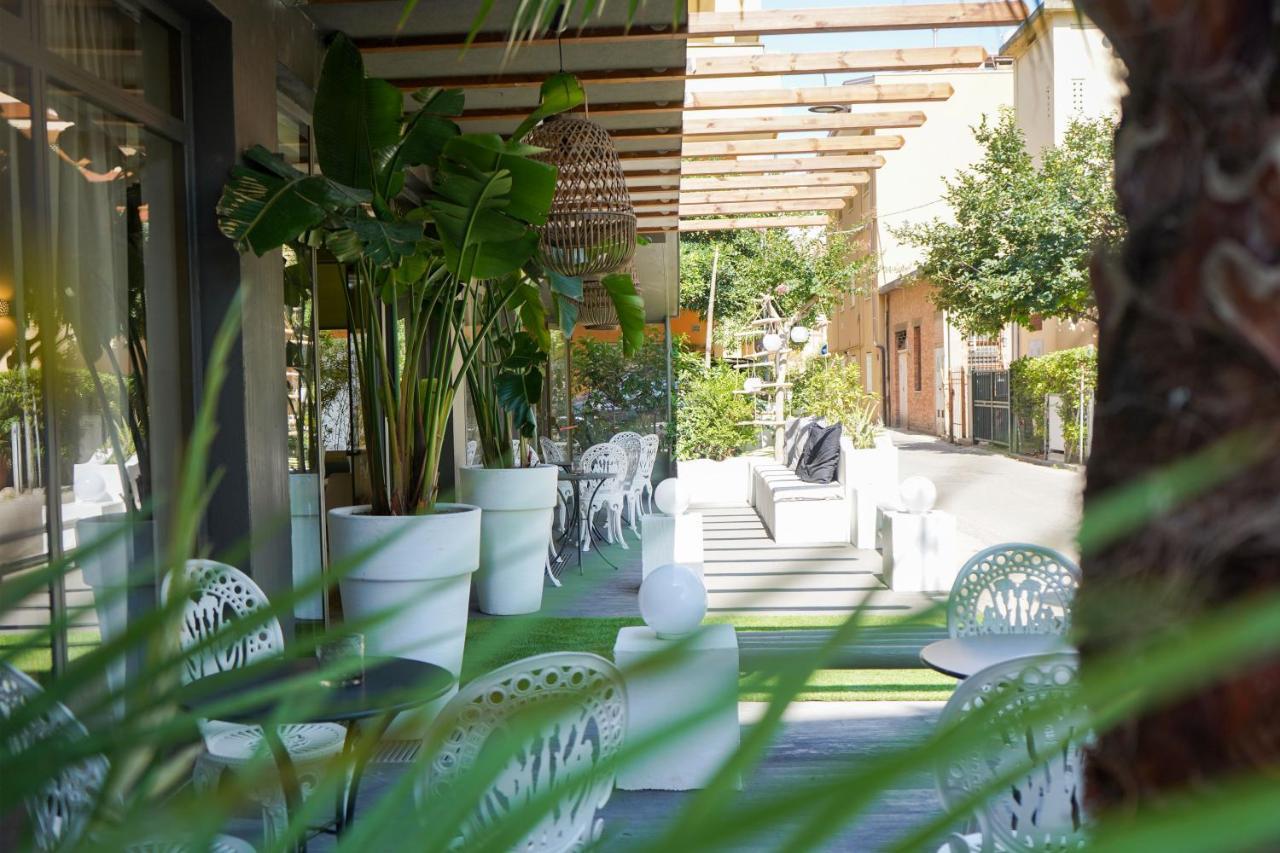 Hotel Rex Gabicce Mare Buitenkant foto